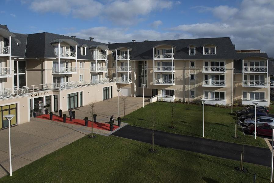 Aparthotel Domitys Le Carrousel Cabourg Exterior foto